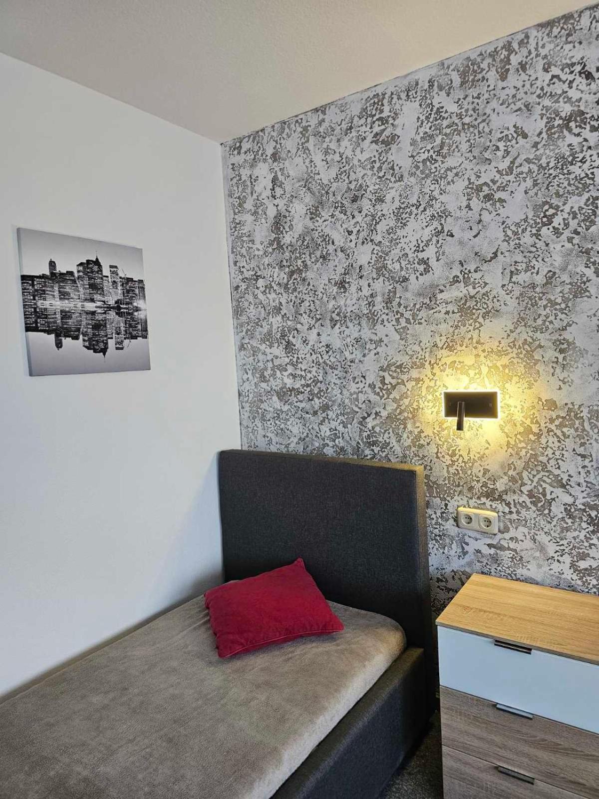 Kompfort Business Apartment Wertheim Bagian luar foto
